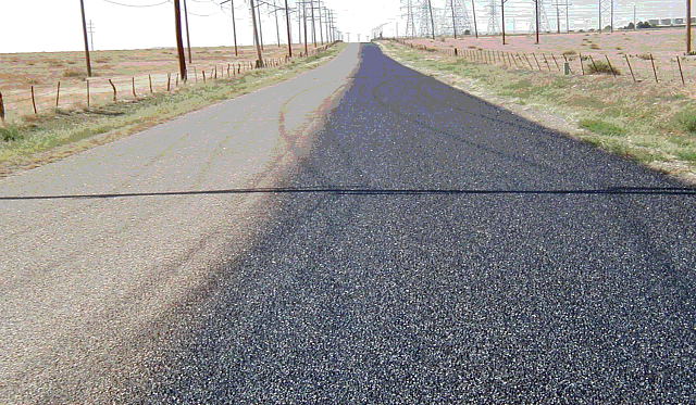 Chip Seal - покрытие для асфальта, которое состоит из слоя битумного вяжущего (горячего или эмульсионного) со слоем заполнителя.